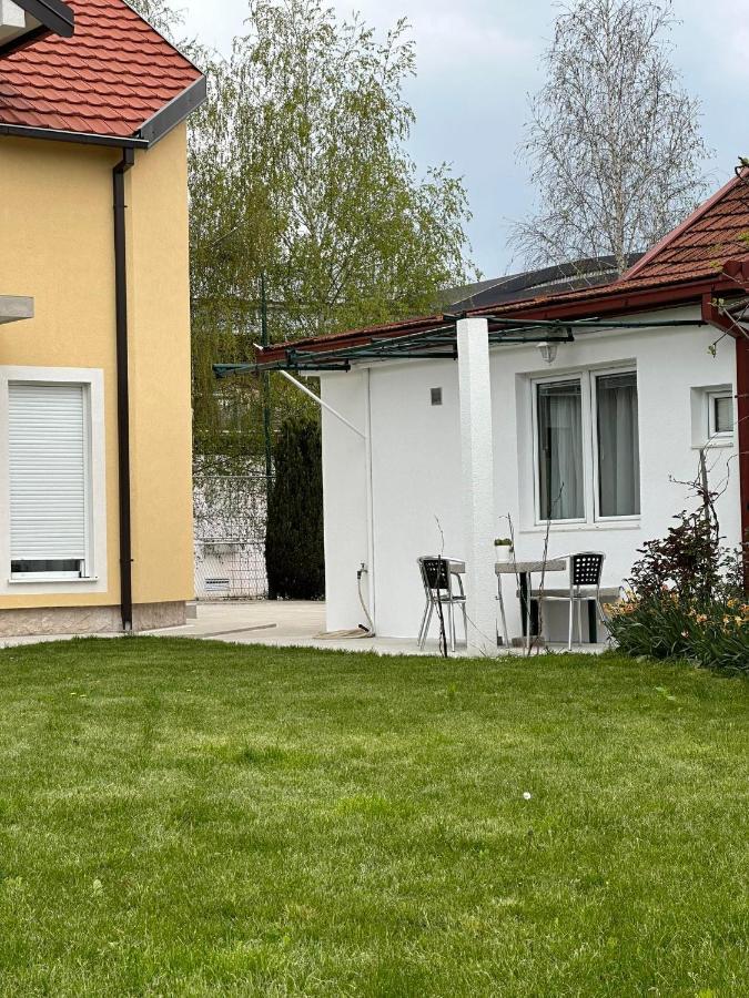 Apartmani Emily & Jully Nikšić Екстериор снимка