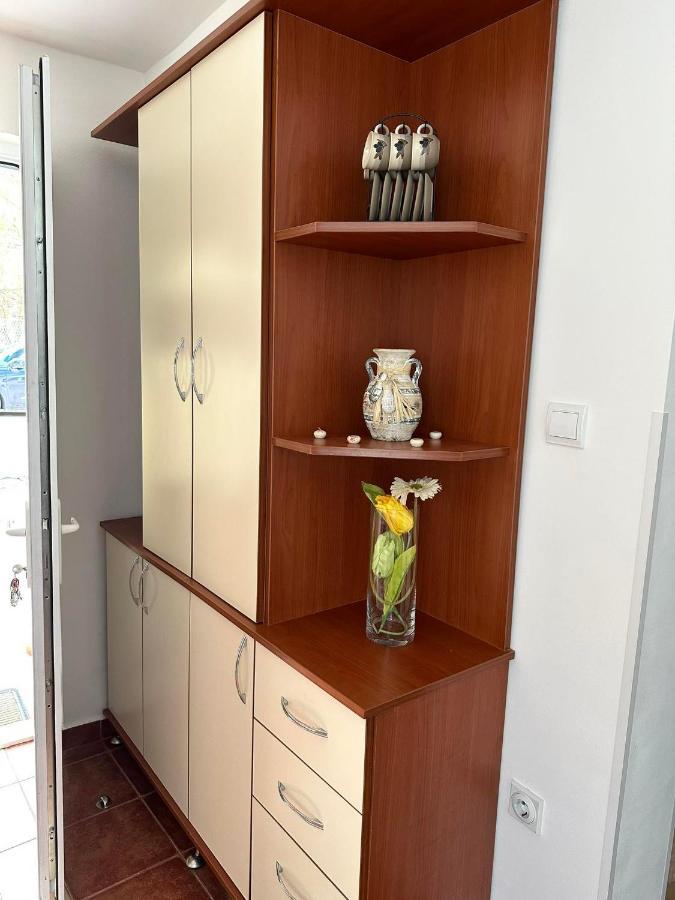 Apartmani Emily & Jully Nikšić Екстериор снимка